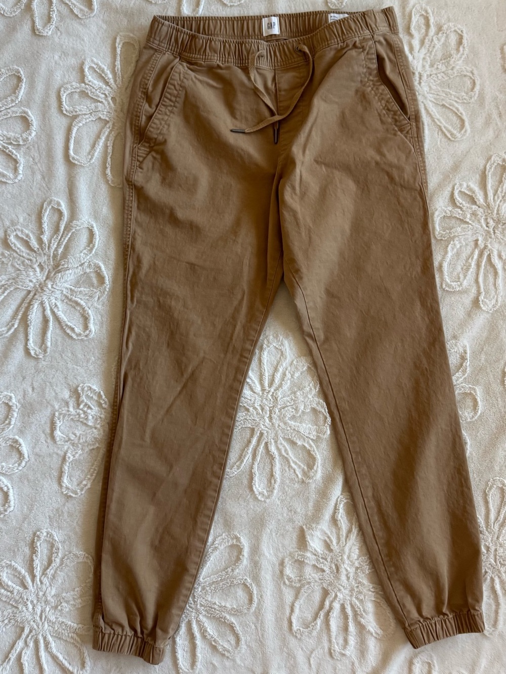 GAP Men's Tan Drawstring Jogger Pants